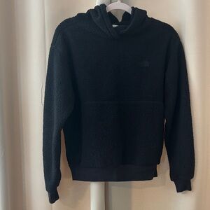 The North Face Women's Black Sherpa Jacket